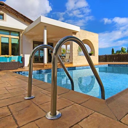 Villa Merry Ayia Napa Exteriör bild