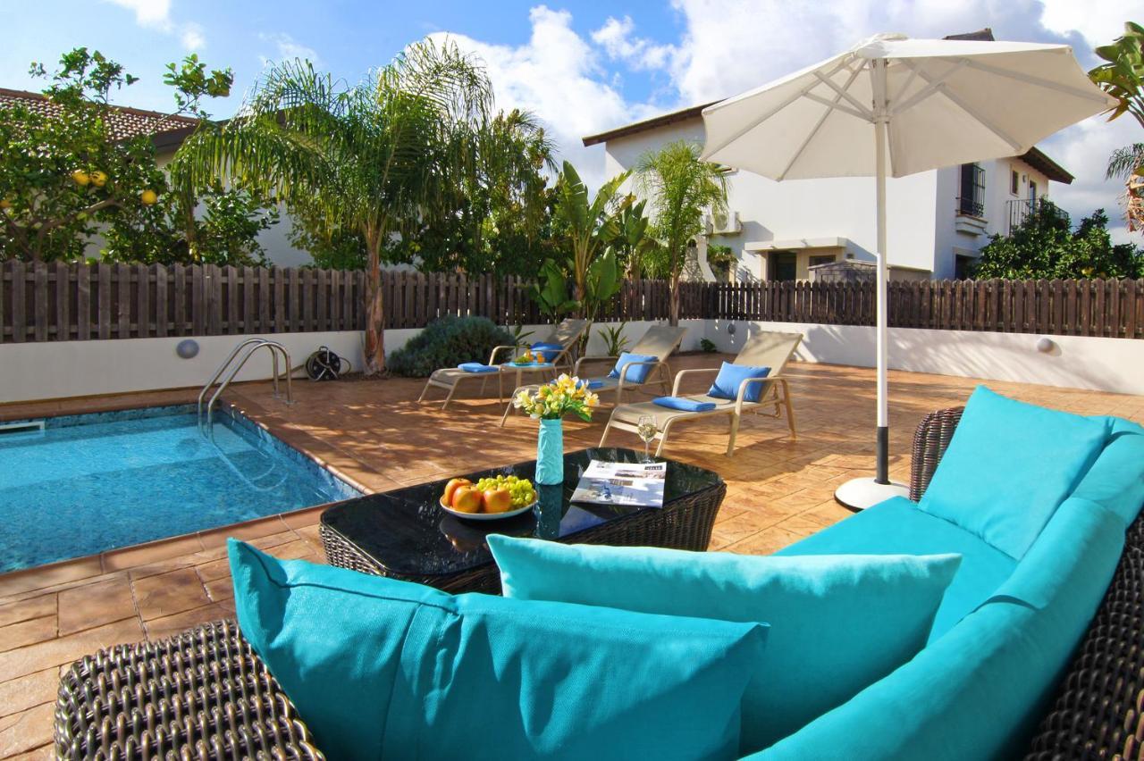 Villa Merry Ayia Napa Exteriör bild