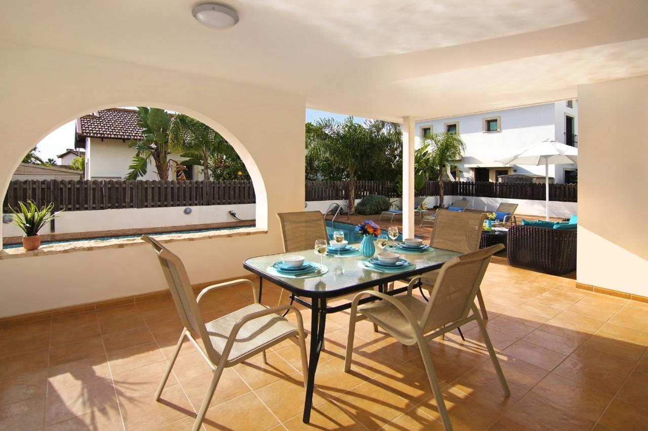Villa Merry Ayia Napa Exteriör bild