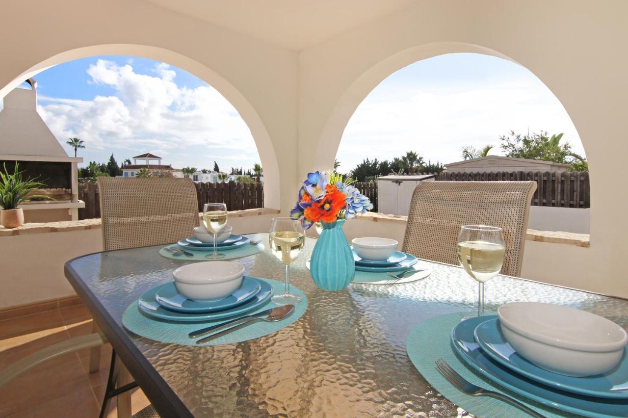 Villa Merry Ayia Napa Exteriör bild